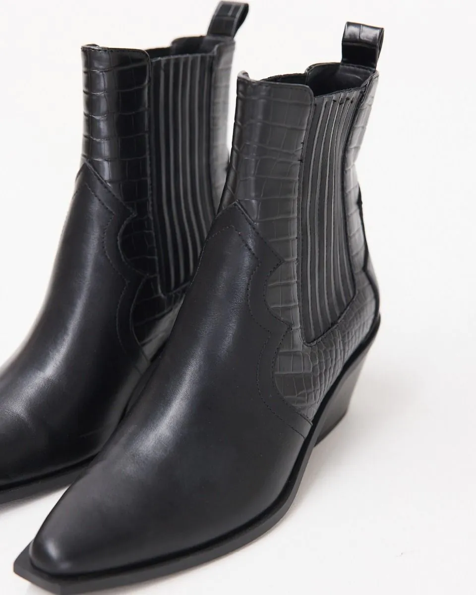 HOGGLE / BLACK