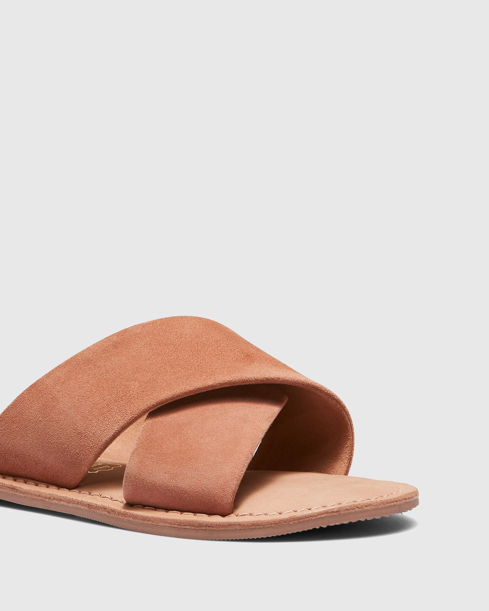 SHADE / CAMEL