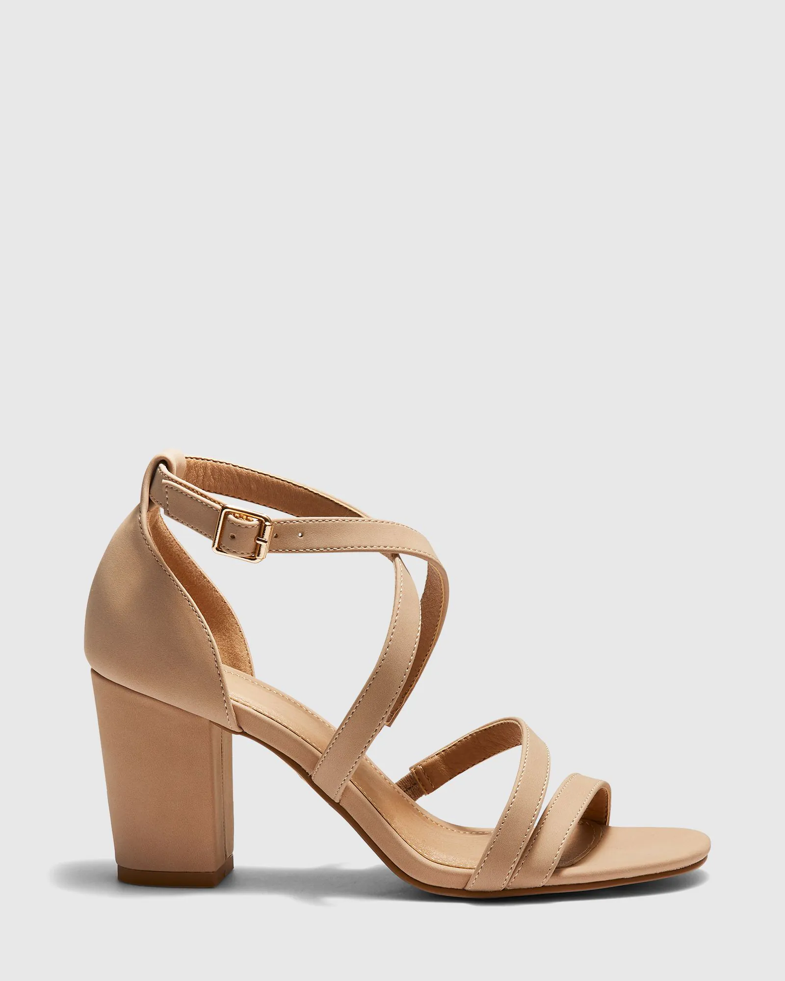UCCI / Nude
